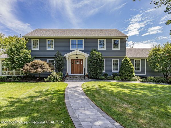 5 Pirates Cove Road, Little Silver, NJ 07739
