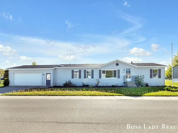 7426 Pinto Drive, Caledonia, MI 49316