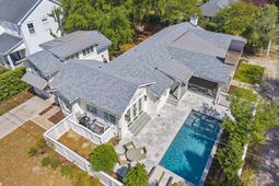 115 Freeman Street photo 4