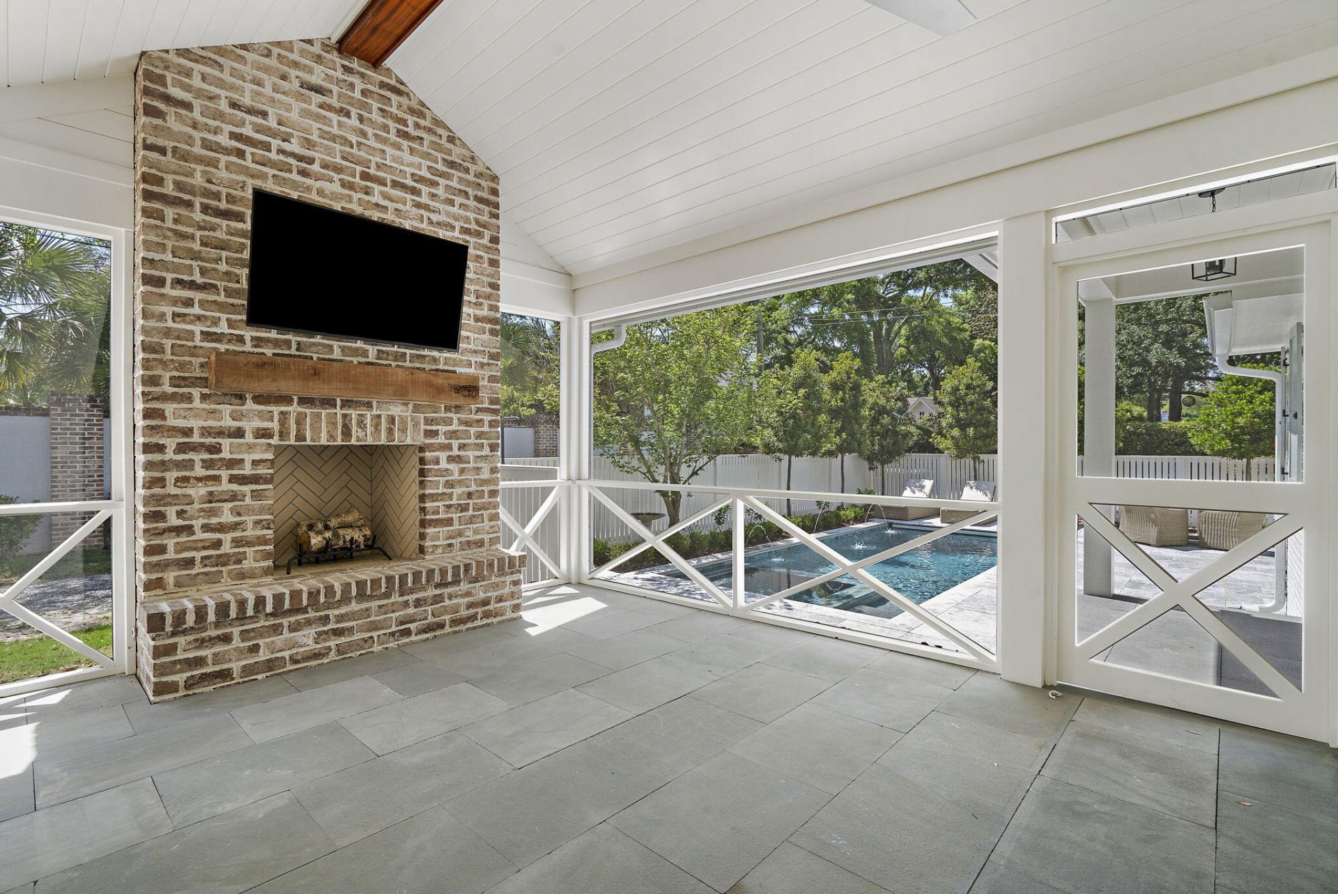 115 Freeman Street Photo 30