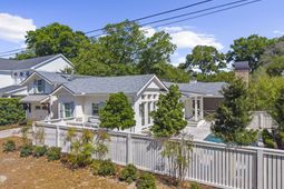 115 Freeman Street photo 4