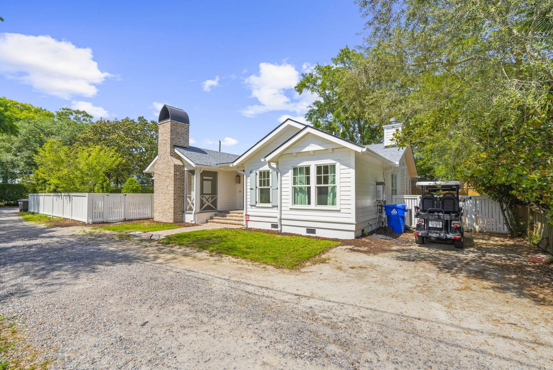 115 Freeman Street Photo 7