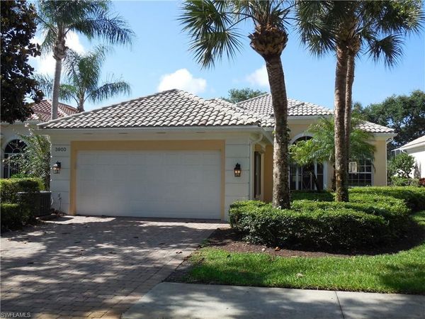 3900 Valentia WAY , NAPLES, FL 34119