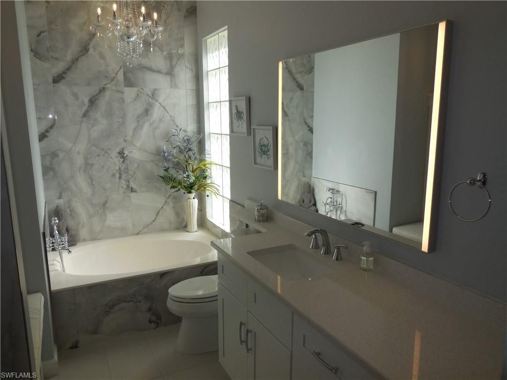 3900 Valentia Way , Naples, FL 34119 Photo