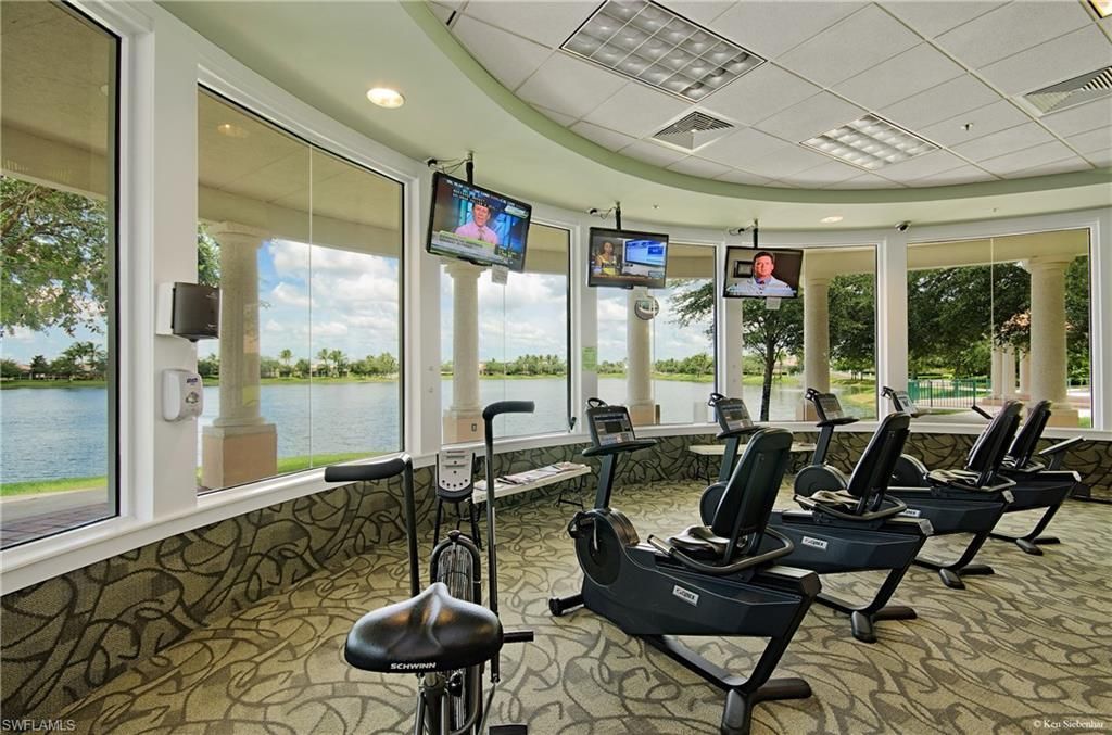 3900 Valentia Way , Naples, FL 34119 Photo