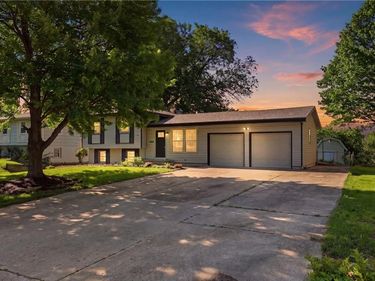 3401 NE 67th Street, Gladstone, MO 64119