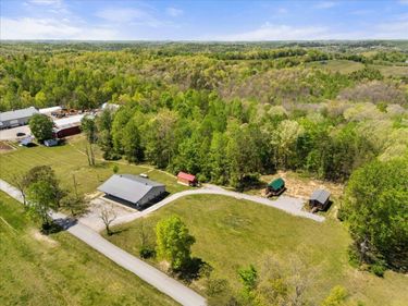 660 Watt Nantz Road, East Bernstadt, KY 40729