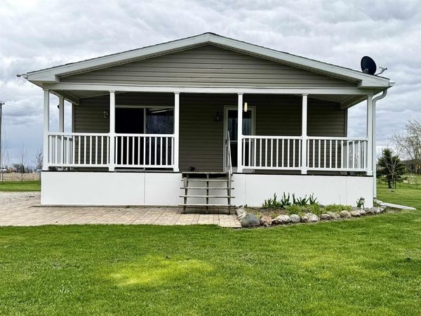 N2807 COUNTY ROAD C, Pulaski, WI 54162