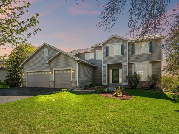 3069 Meadow Brook Drive, Woodbury, MN 55125