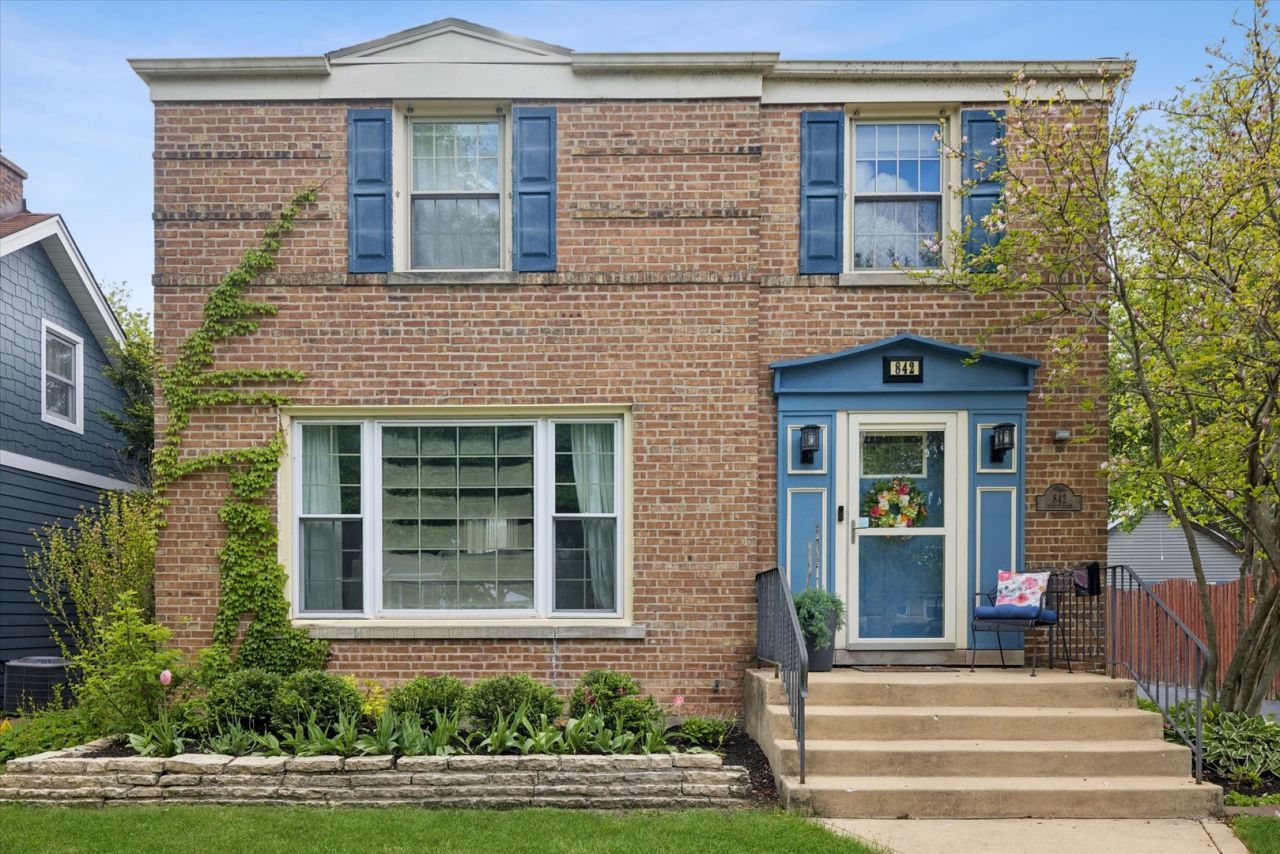 842 Forest Road, La Grange Park, IL 60526 Main Photo