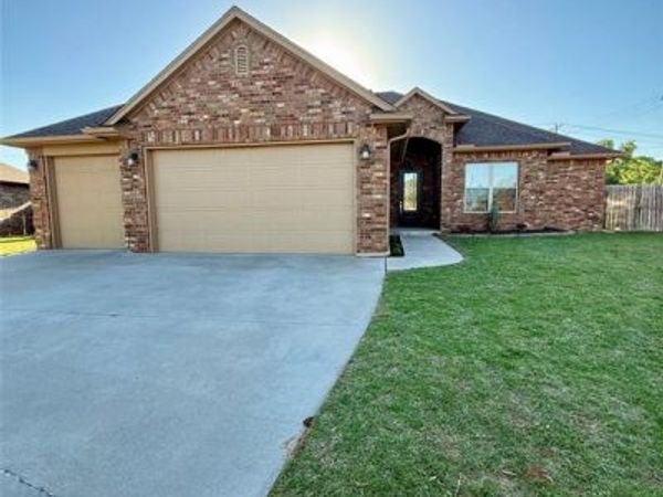 3705 Lambeth Street, Mustang, OK 73064