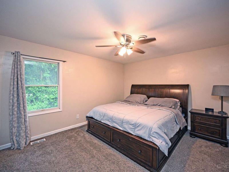 619 Carefree Drive, Union Twp, OH 45244 Photo 11