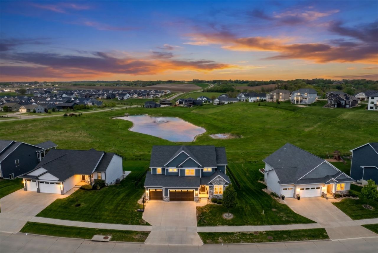 1350 E Tartan Drive, North Liberty, IA 52317 Main Photo