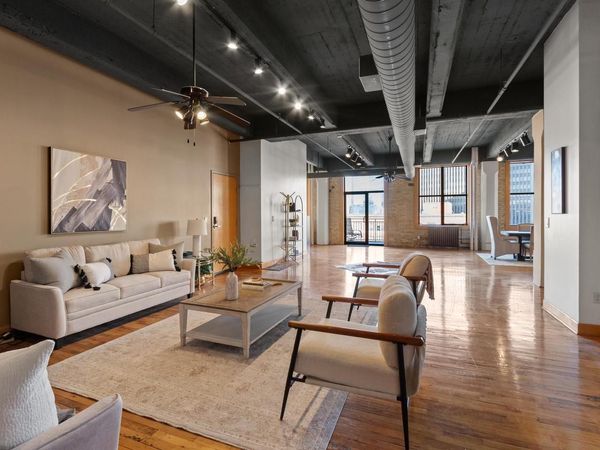 730 Plankinton AVENUE, Unit 8C, Milwaukee, WI 53203