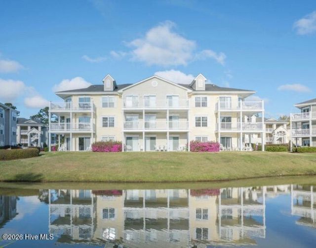 1215 N Middleton Drive Nw, Unit Apt 2409, Calabash, NC 28467 Main Photo