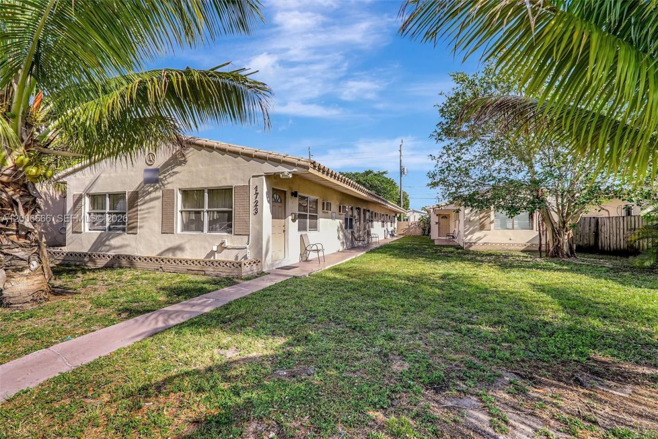 1723 Liberty St , Unit 5, Hollywood, FL 33020 Photo