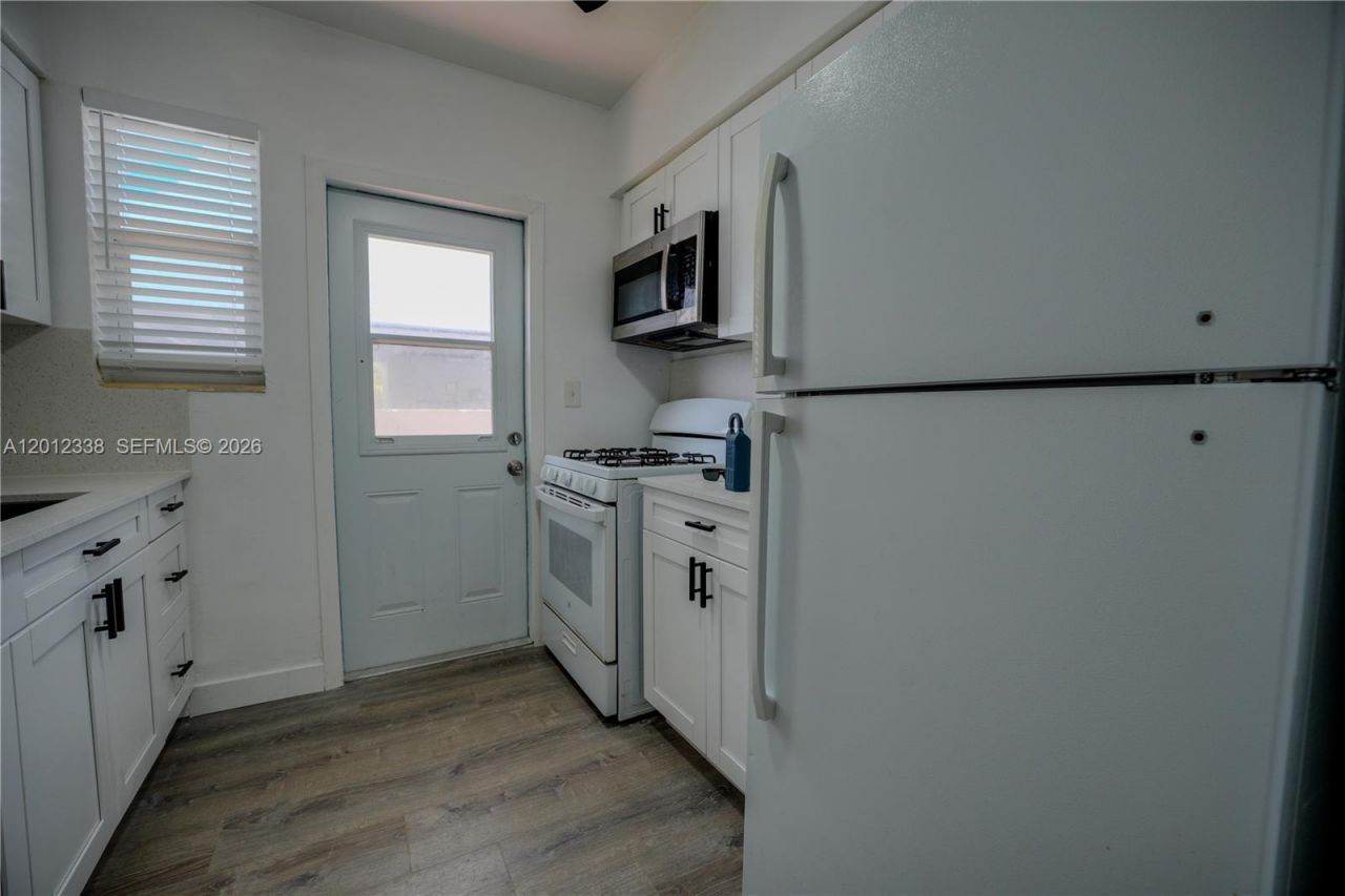 719 83rd St , Miami Beach, FL 33141 Photo