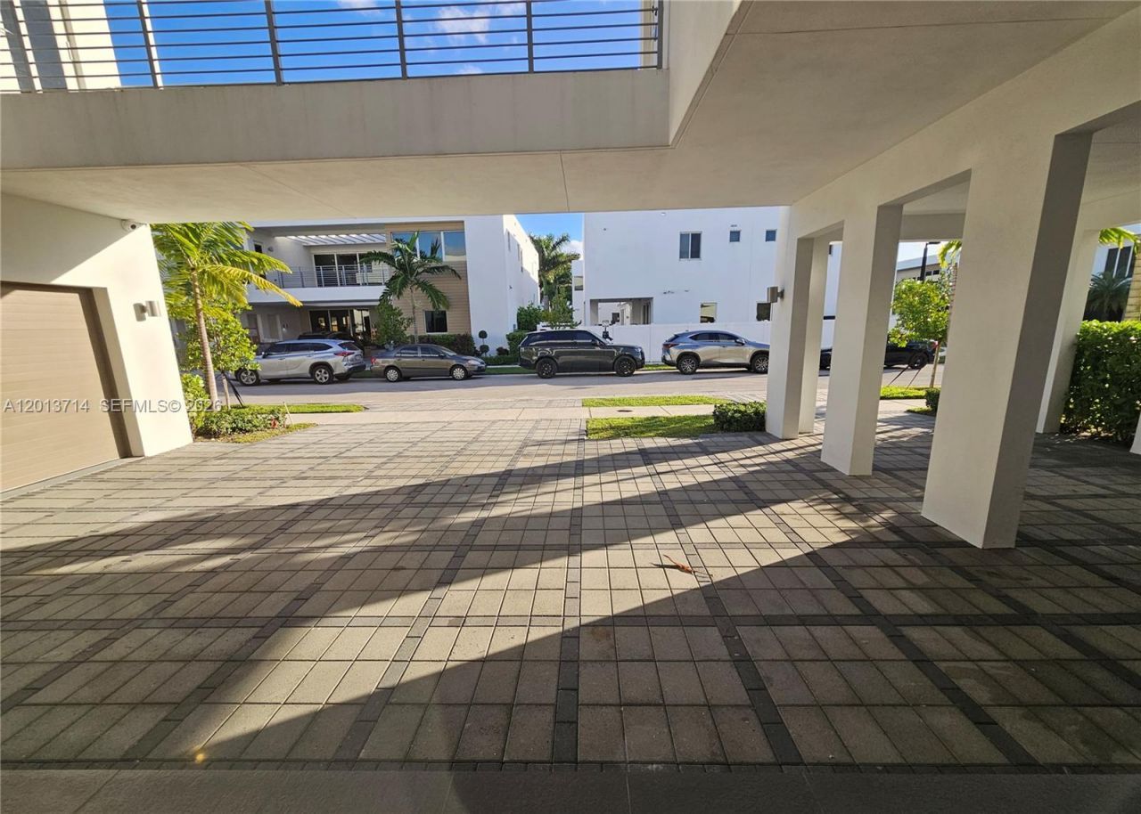 10289 NW 75th Ter, Unit 10289, Doral, FL 33178 Photo