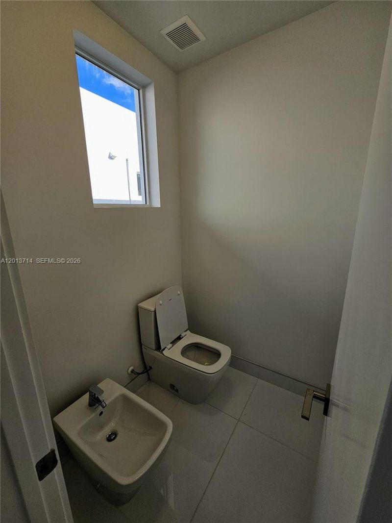 10289 NW 75th Ter, Unit 10289, Doral, FL 33178 Photo