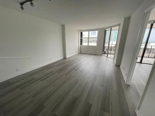 1901 Brickell Ave, Unit B2104, Miami, FL 33129