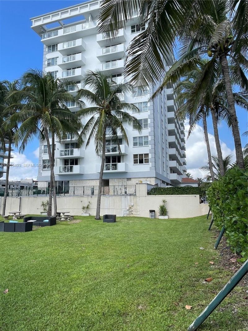 9195 Collins Ave , Unit 1012, Surfside, FL 33154 Photo