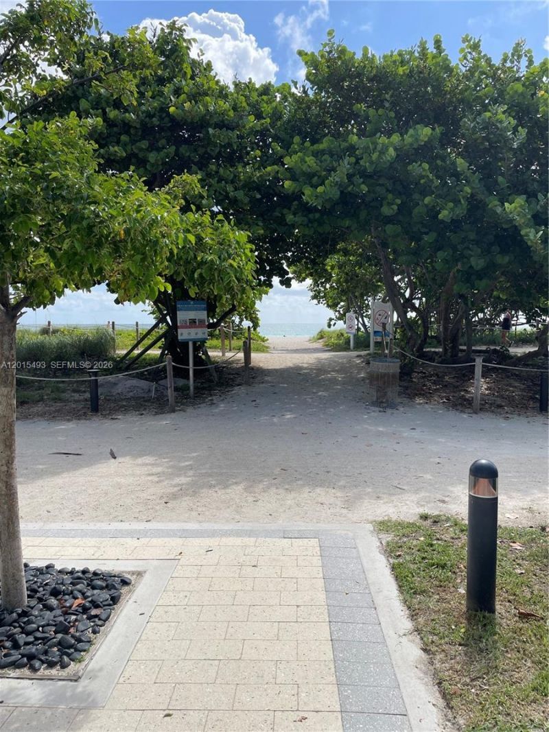 9195 Collins Ave , Unit 1012, Surfside, FL 33154 Photo