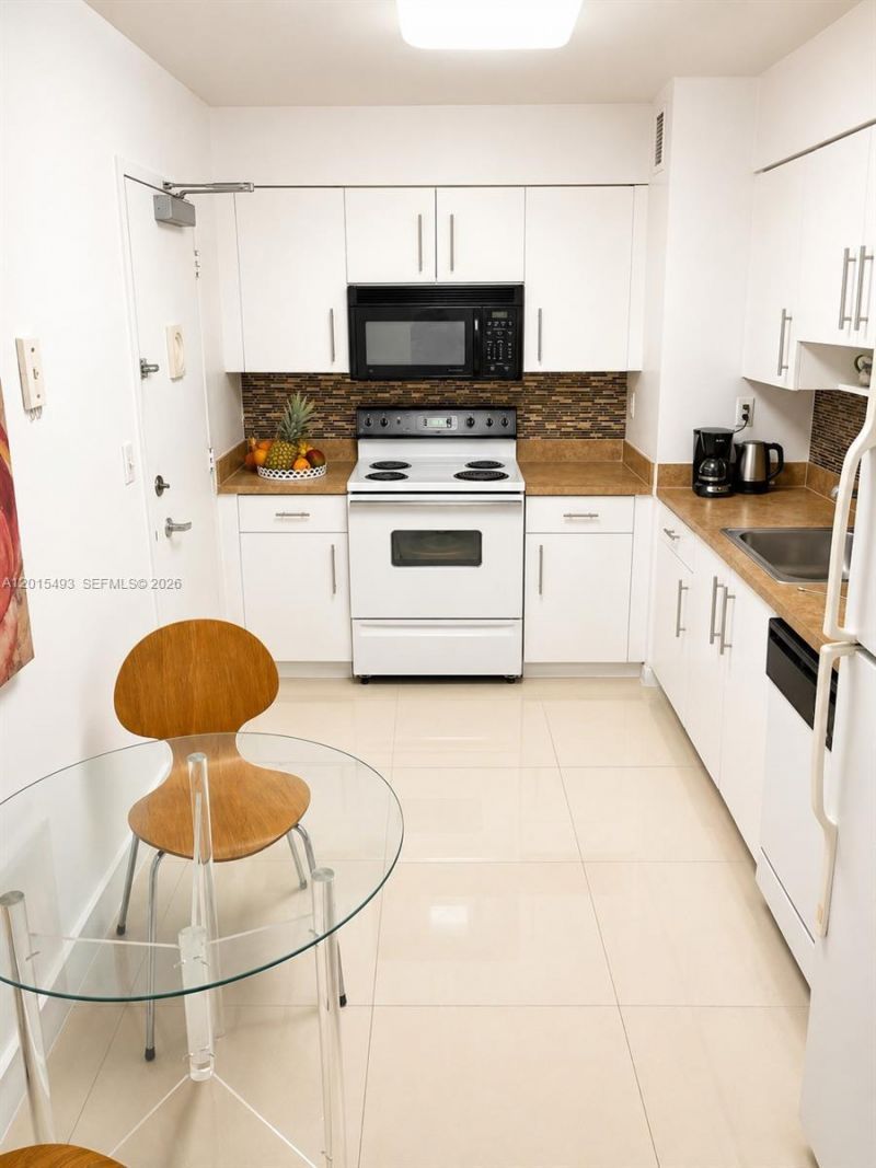 9195 Collins Ave, Unit 1012, Surfside, FL 33154 Photo