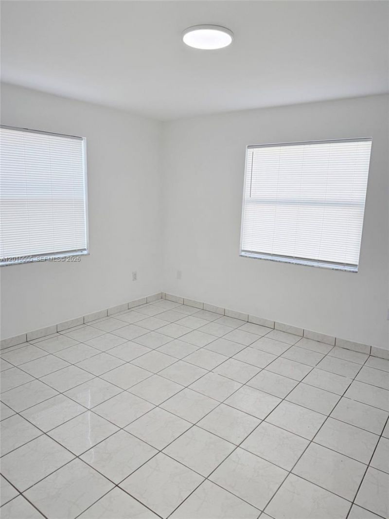 2645 SW 28th Ct, Unit 2647, Miami, FL 33133 Photo