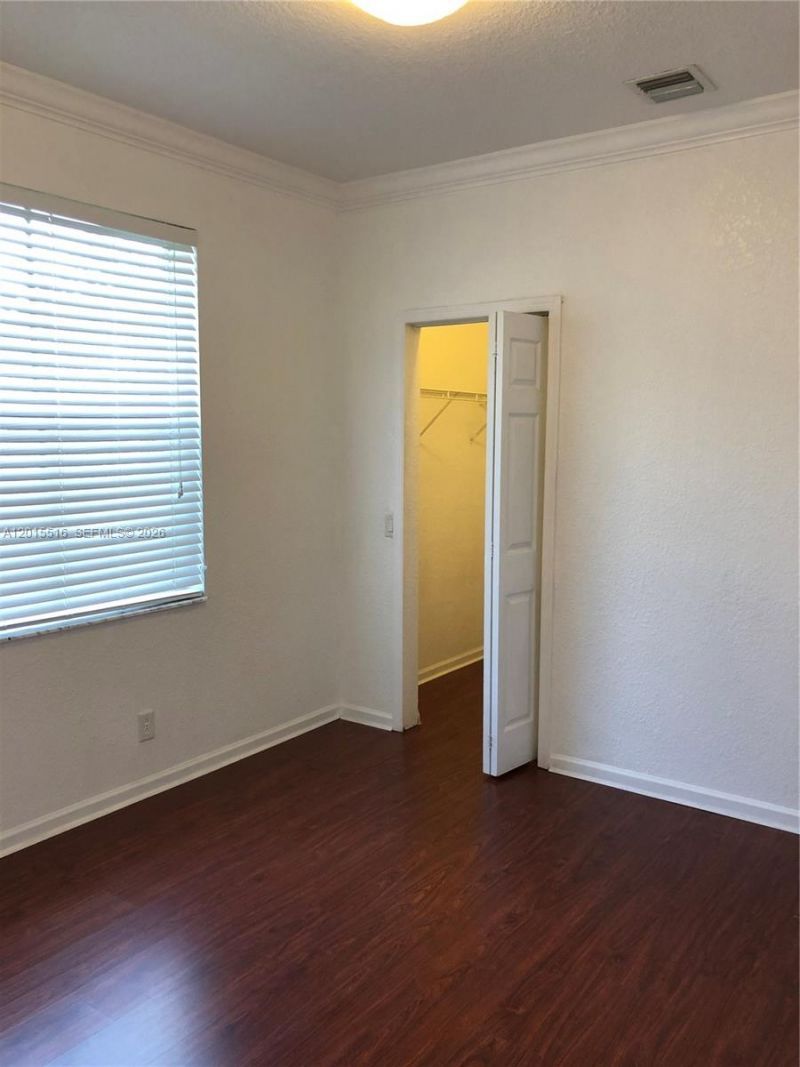 693 Live Oak Ln, Weston, FL 33327 Photo