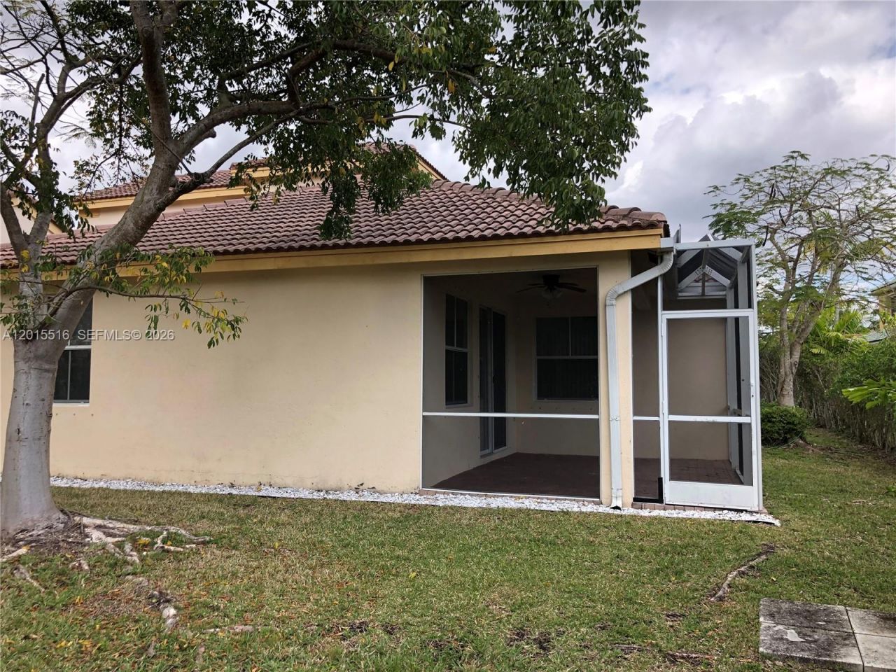 693 Live Oak Ln, Weston, FL 33327 Photo