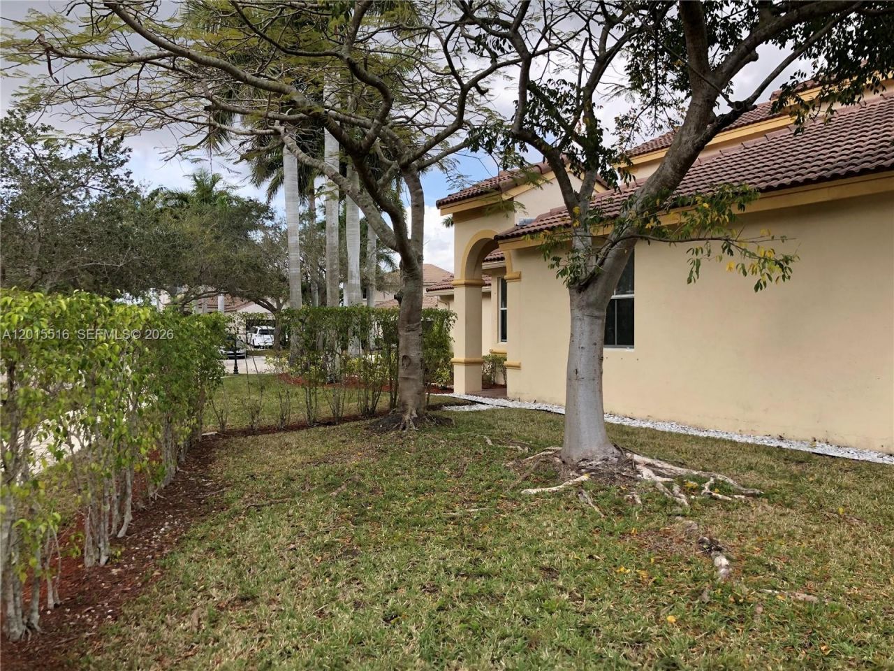 693 Live Oak Ln, Weston, FL 33327 Photo