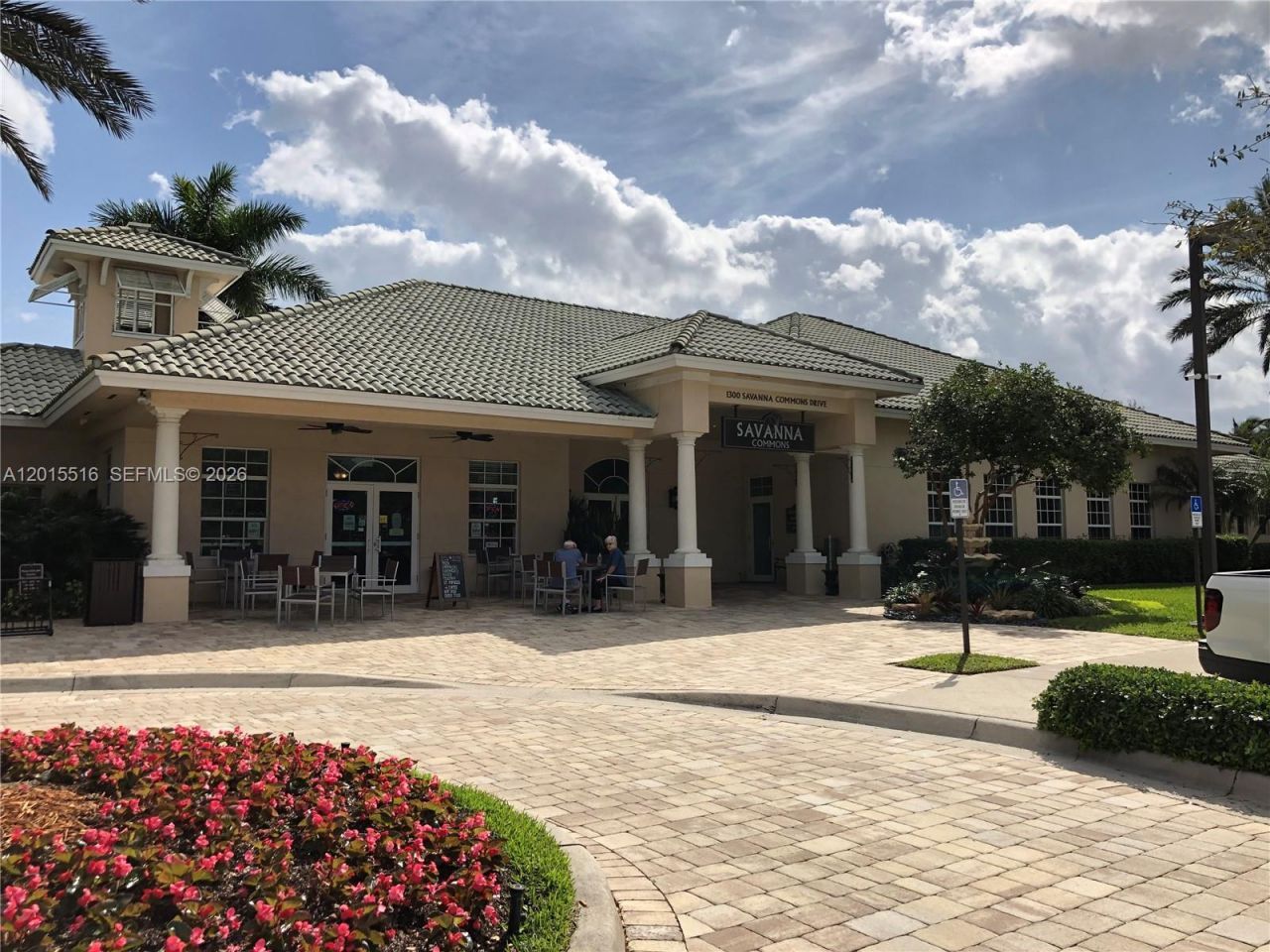 693 Live Oak Ln, Weston, FL 33327 Photo