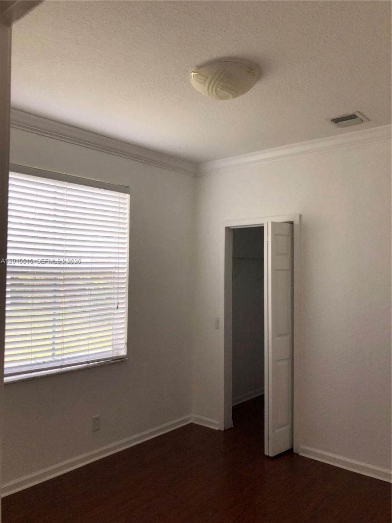 693 Live Oak Ln, Weston, FL 33327 Photo