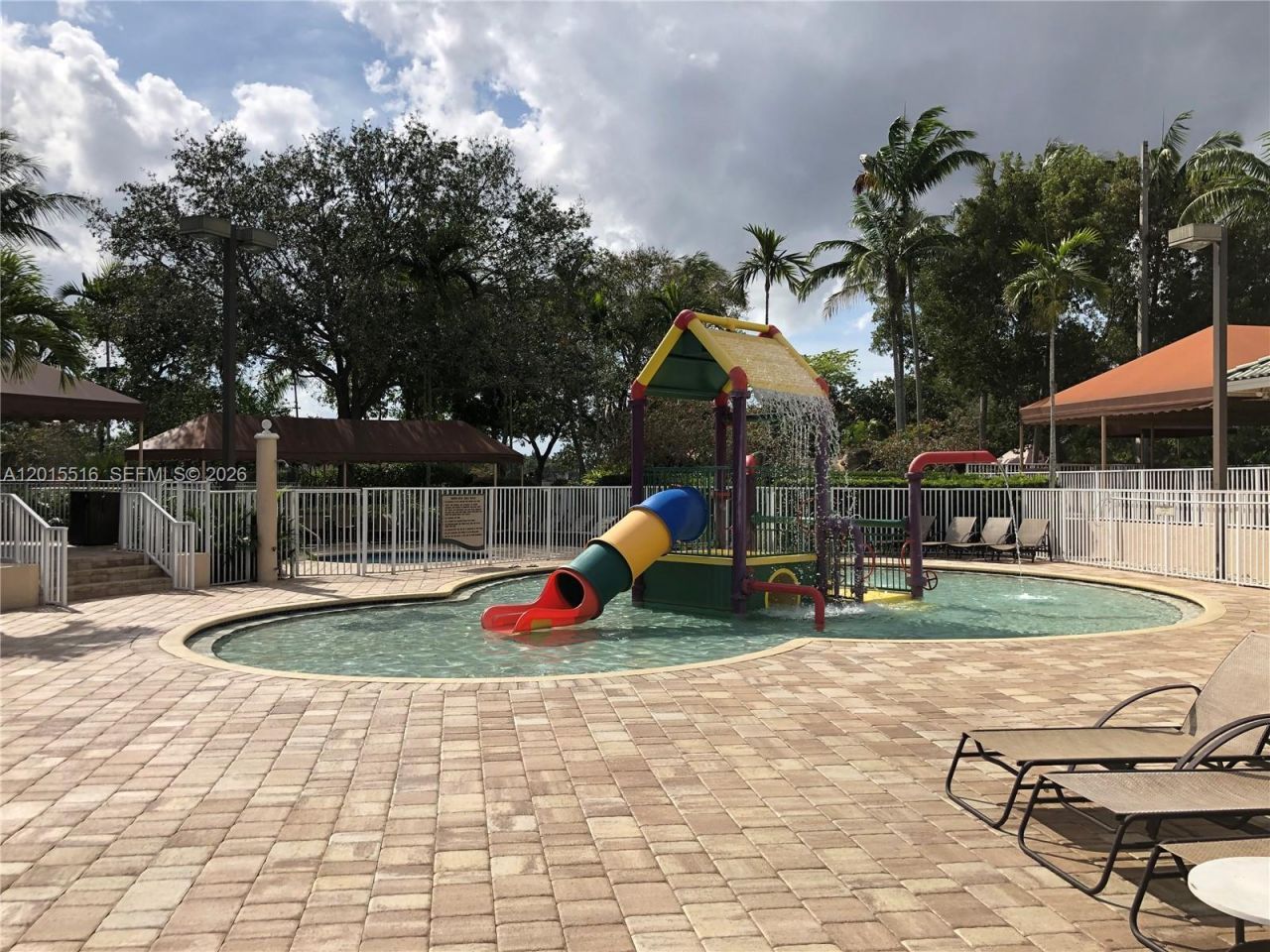 693 Live Oak Ln, Weston, FL 33327 Photo