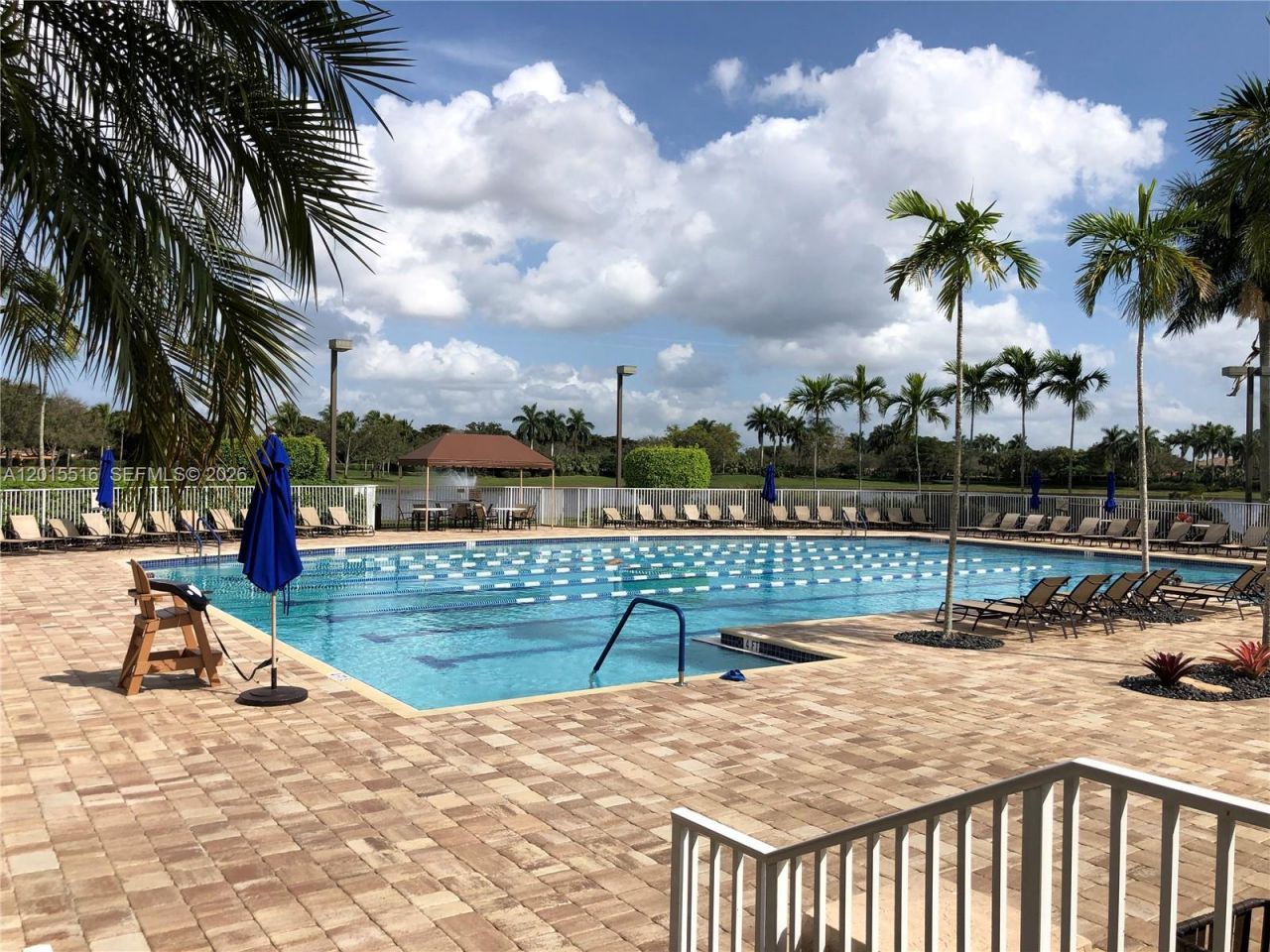 693 Live Oak Ln, Weston, FL 33327 Photo
