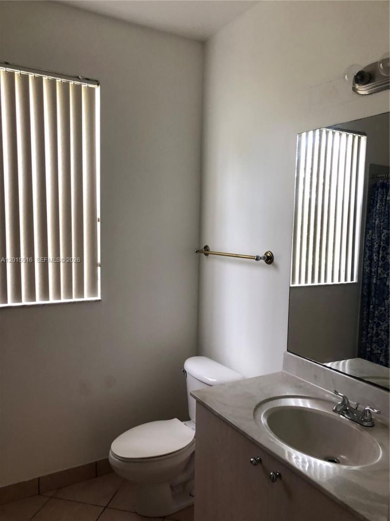 693 Live Oak Ln, Weston, FL 33327 Photo