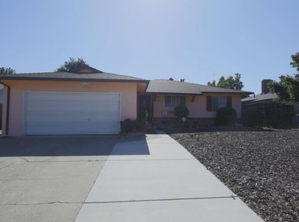 5080 Bonniemae Way, Sacramento, CA 95820 Photo
