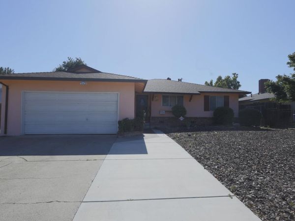5080 Bonniemae Way, Sacramento, CA 95820