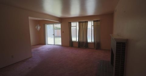 5080 Bonniemae Way, Sacramento, CA 95820 Photo