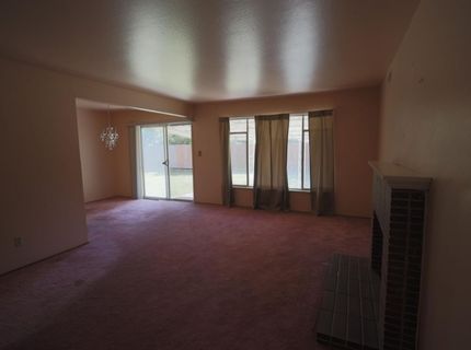 5080 Bonniemae Way, Sacramento, CA 95820 Photo