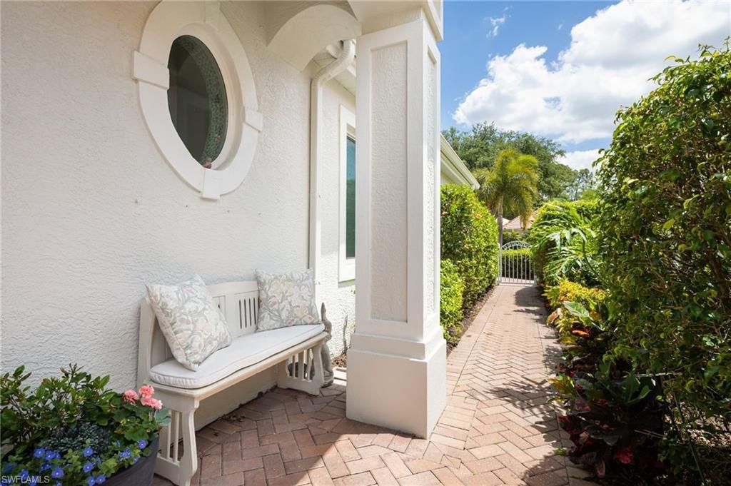 9239 Troon Lakes Dr, Naples, FL 34109 Photo