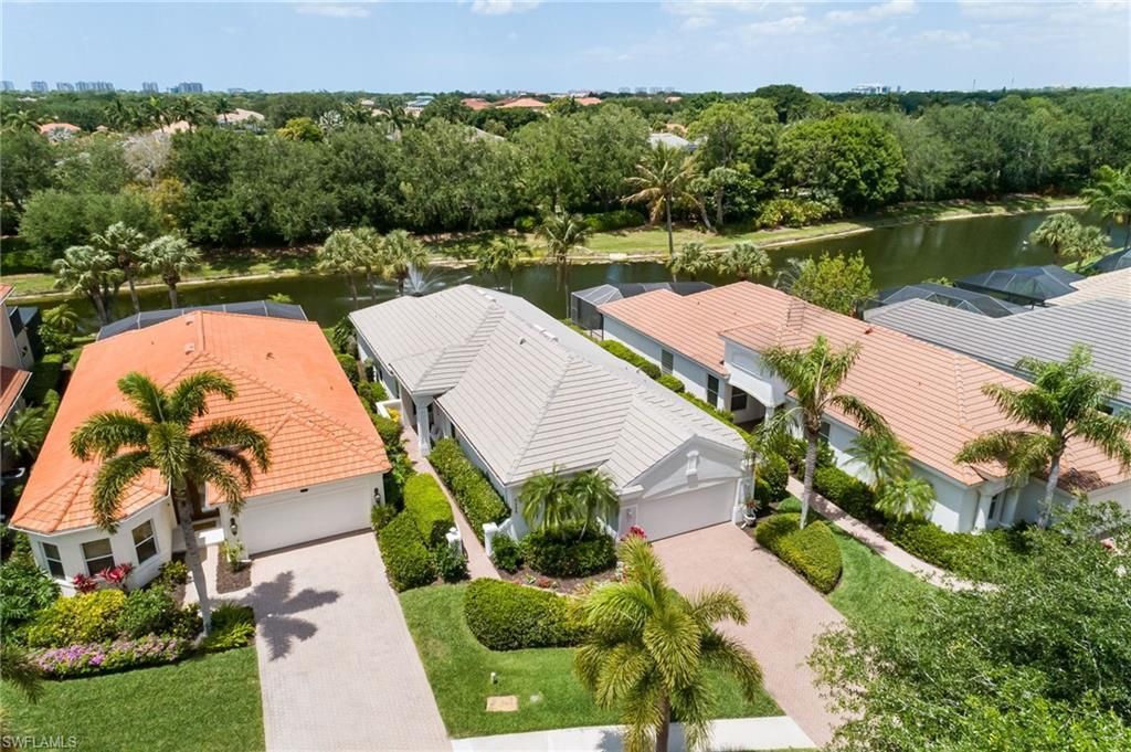 9239 Troon Lakes Dr, Naples, FL 34109 Photo