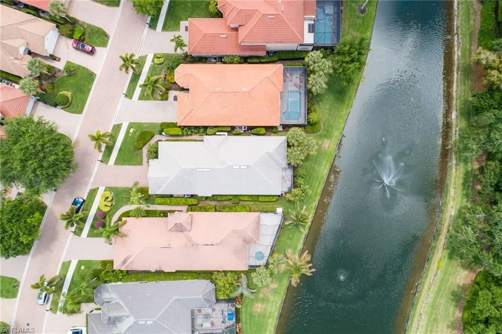 9239 Troon Lakes Dr, Naples, FL 34109 Photo