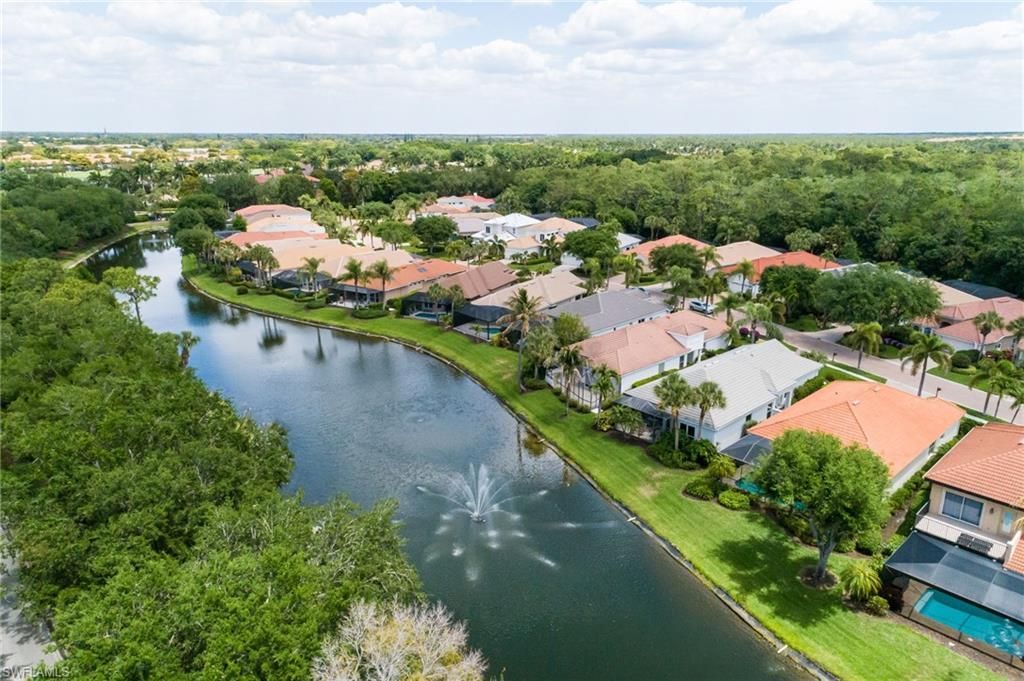 9239 Troon Lakes Dr, Naples, FL 34109 Photo
