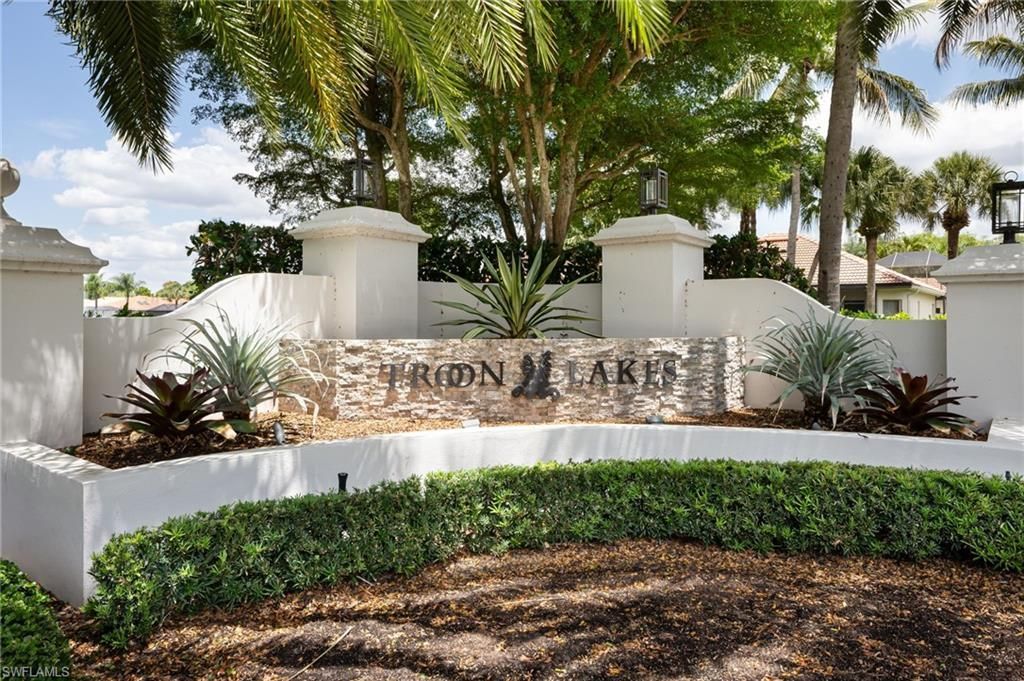 9239 Troon Lakes Dr, Naples, FL 34109 Photo