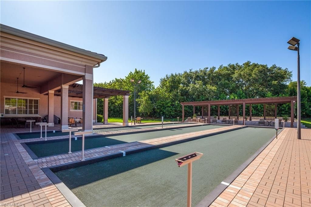 9239 Troon Lakes Dr, Naples, FL 34109 Photo
