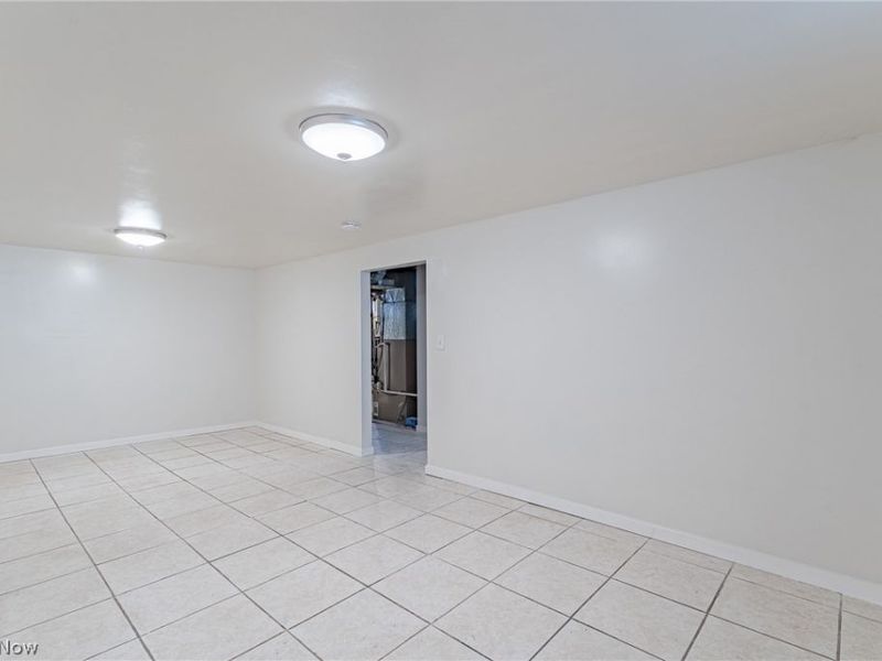 10800 Vernon Avenue, Garfield Heights, OH 44125 Photo 20