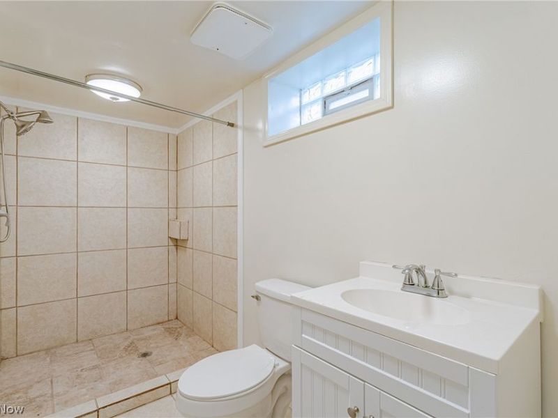 10800 Vernon Avenue, Garfield Heights, OH 44125 Photo 22