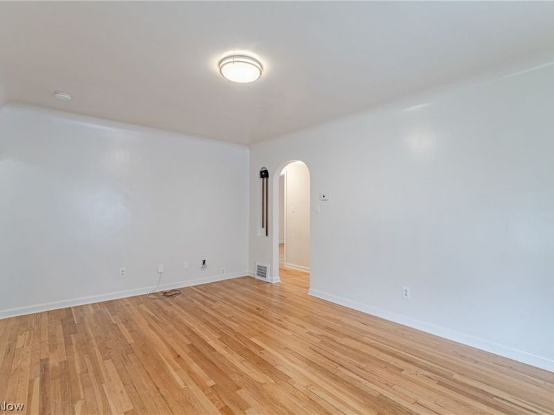 10800 Vernon Avenue, Garfield Heights, OH 44125 Photo 5