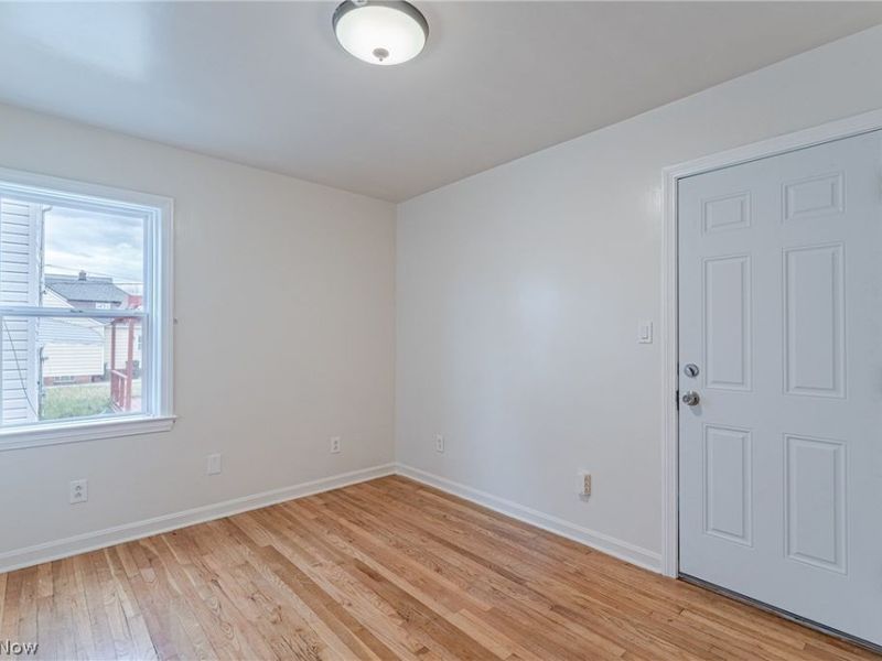 10800 Vernon Avenue, Garfield Heights, OH 44125 Photo 9